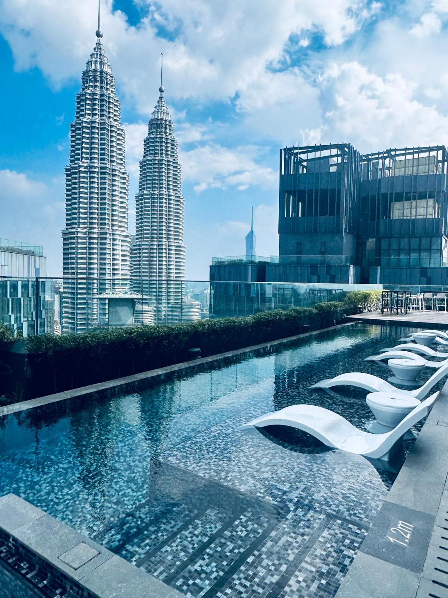 Star At Klcc By Eae Lägenhet Kuala Lumpur Exteriör bild