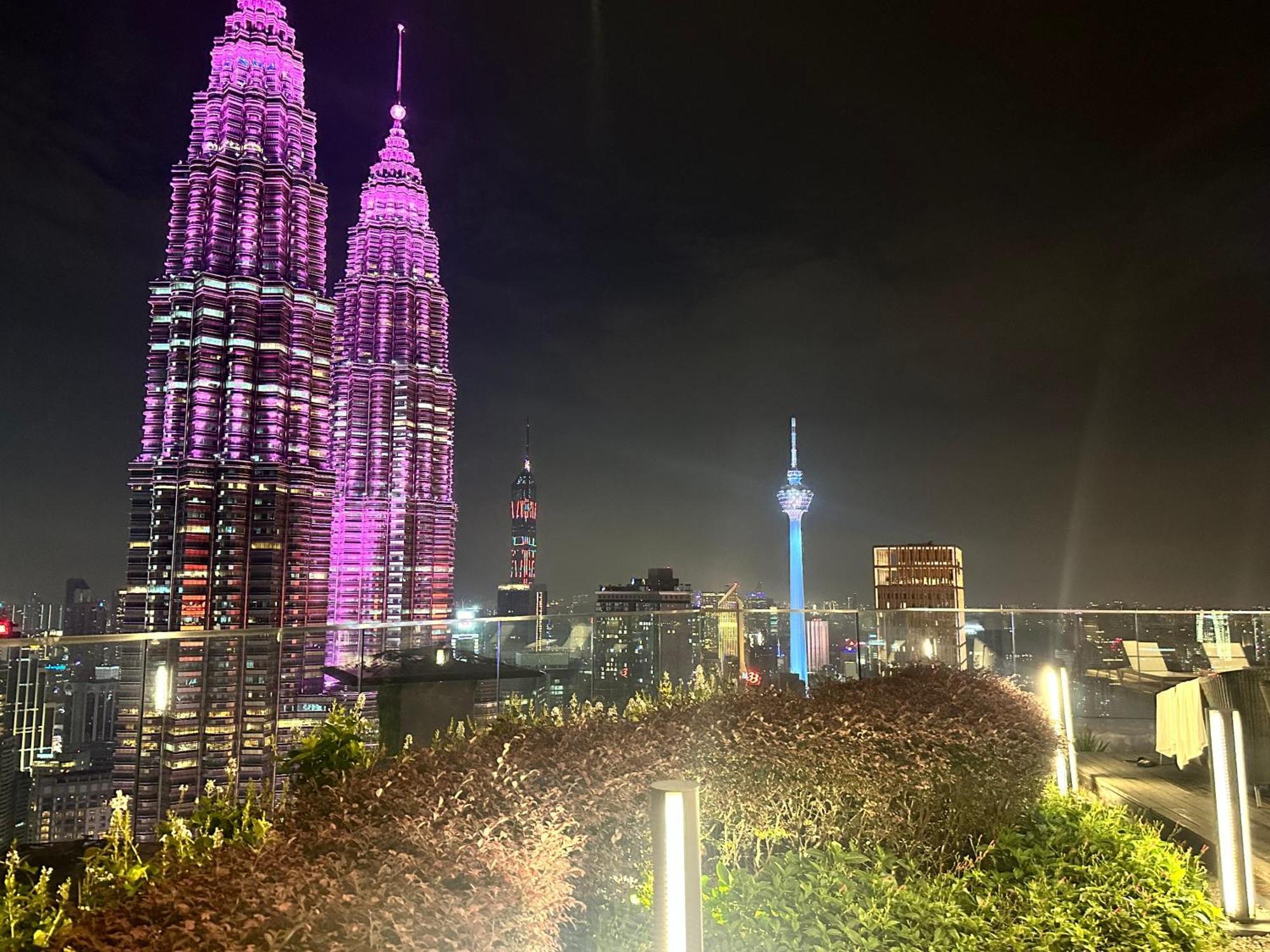 Star At Klcc By Eae Lägenhet Kuala Lumpur Exteriör bild